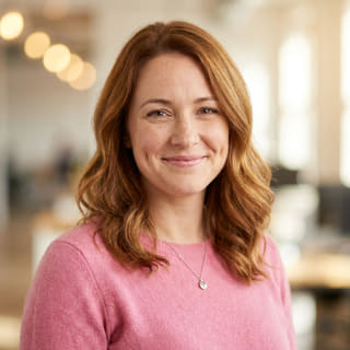 Emily Watson, indicata come Responsabile del supporto clienti presso Terso Pregiatura, in un'immagine del profilo